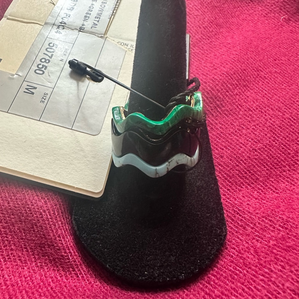 Fendi Wave Stack Rings in Black, Green, Turquoise - Picture 6 of 13